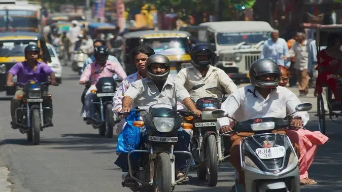Helmet mandetory for two wheeler in madhya pradesh 3